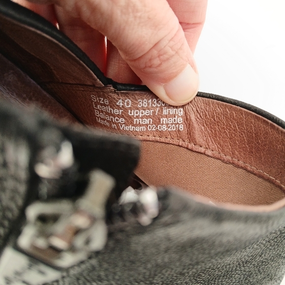 Dansko Raina Black Leather Bootie size 40 - Picture 5 of 6